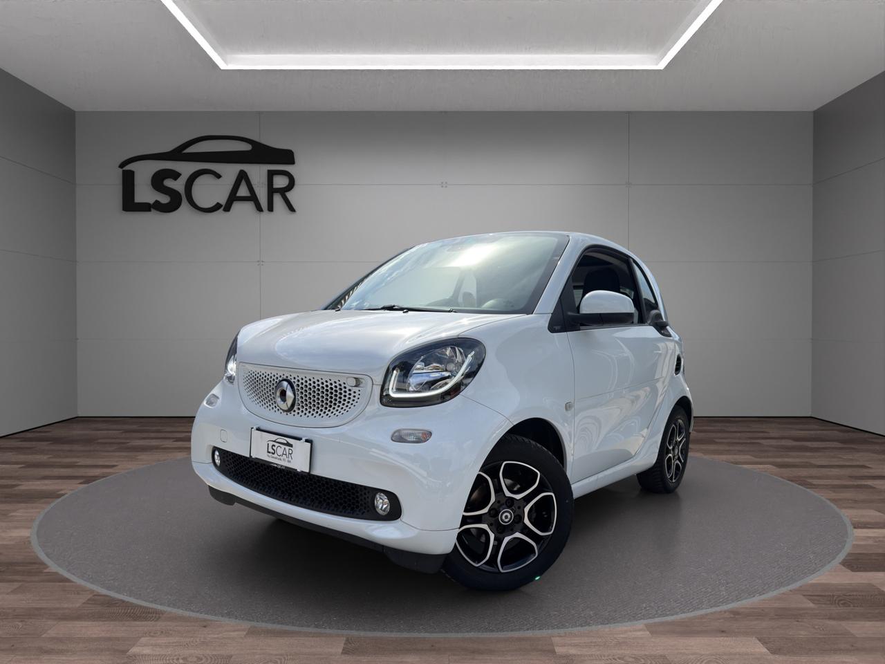 Smart forTwo 1.0 Prime - Unipro - Promo Finanziamento - Tetto panoramico - Bracciolo - Sedili riscaldabili
