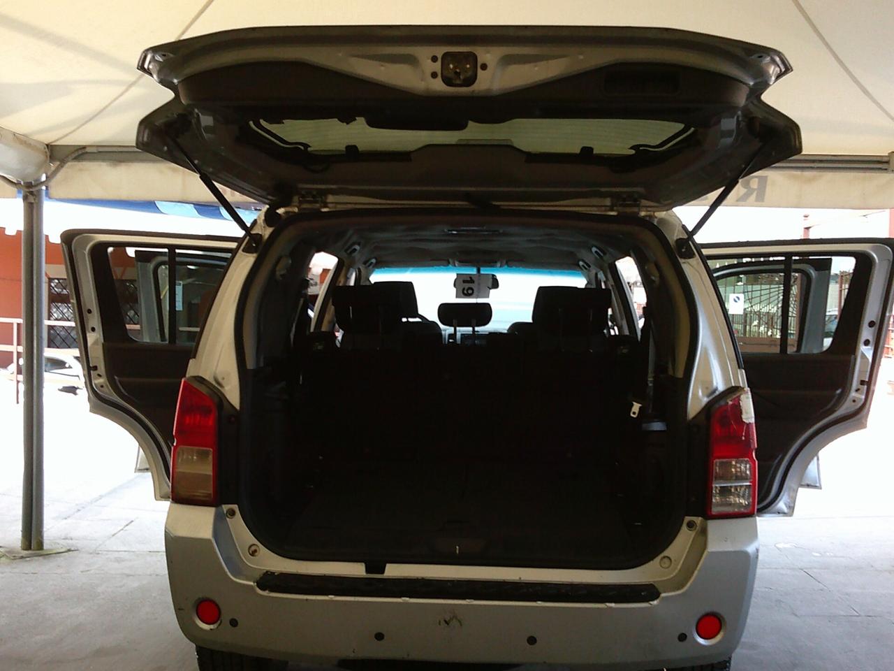 Nissan Pathfinder 2.5 dCi automatica 7 posti full 07