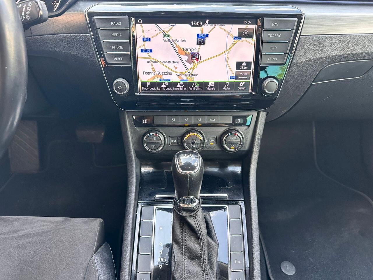 Skoda Superb 2.0 TDI DSG Ambition