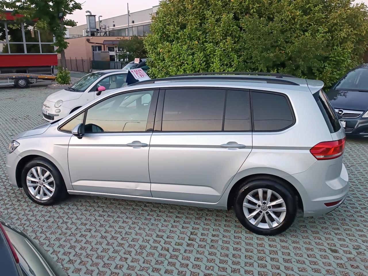 Volkswagen Touran 1.6 TDI 115 CV SCR Trendline BlueMotion 7 POSTI