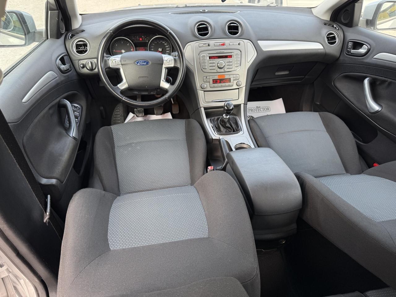 Ford Mondeo 1.8 TDCI UNICO PROP