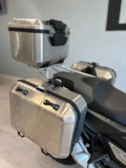 Honda X-ADV 750~Limited~Edition~Unipro~Prezzo~Reale