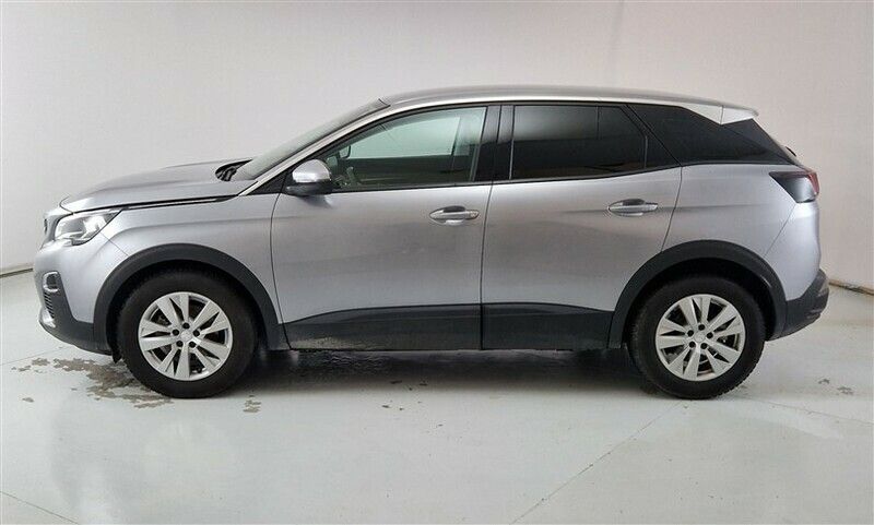 PEUGEOT 3008 BlueHDI 130 EAT8 S&amp;S Business