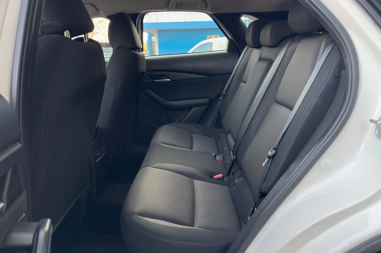 Mazda CX-30 2.0L e-Skyactiv-G M Hybrid 2WD Evolve