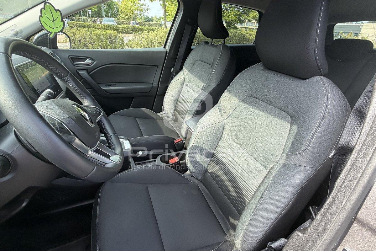 RENAULT Captur Blue dCi 115 CV EDC Intens