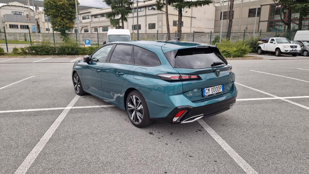 Peugeot 308 Plug-in Hybrid 180 e-EAT8 SW Allure Pack