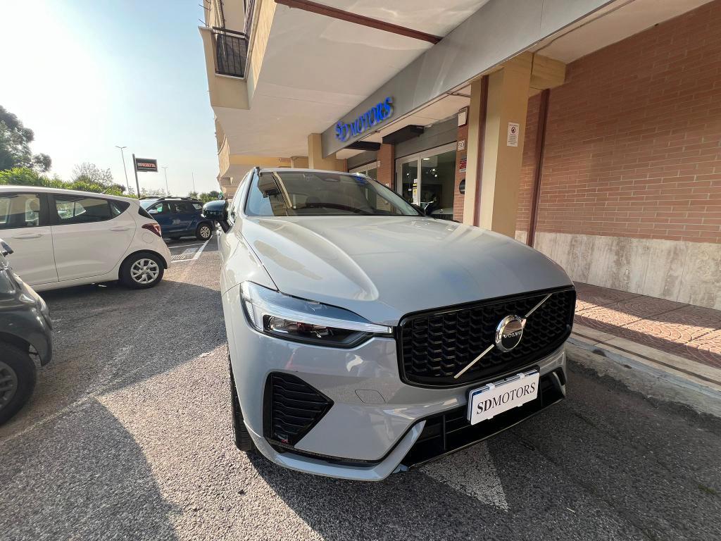 Volvo XC60 2.0 b4 Plus Dark auto