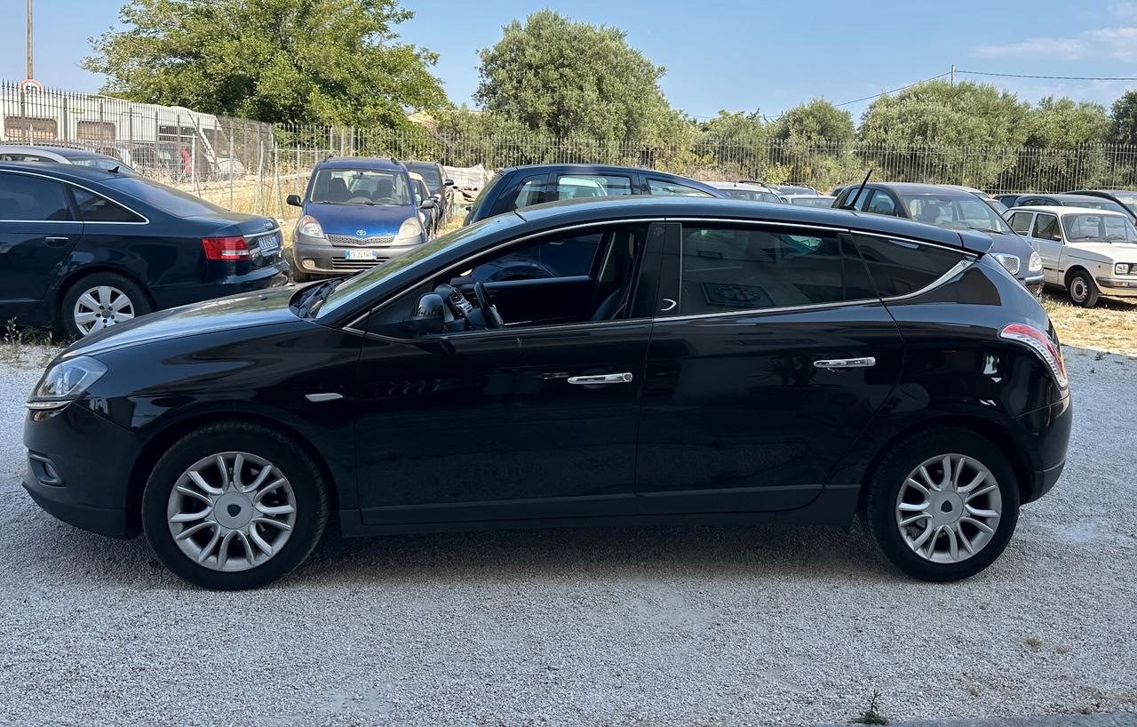 Lancia Delta 1.6 MJT Selectronic Platinum 2011