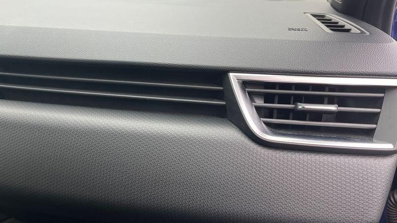 Renault Clio 5 Porte 1.6 E-TECH Hybrid 140cv Intens Auto