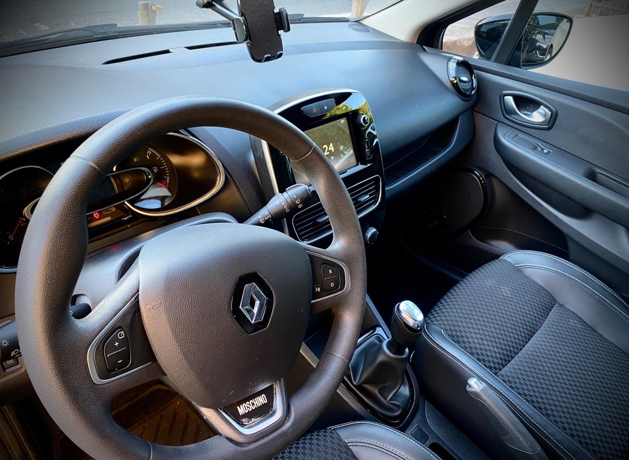 Renault Clio TCe 12V 90 CV GPL 5 porte Moschino Zen