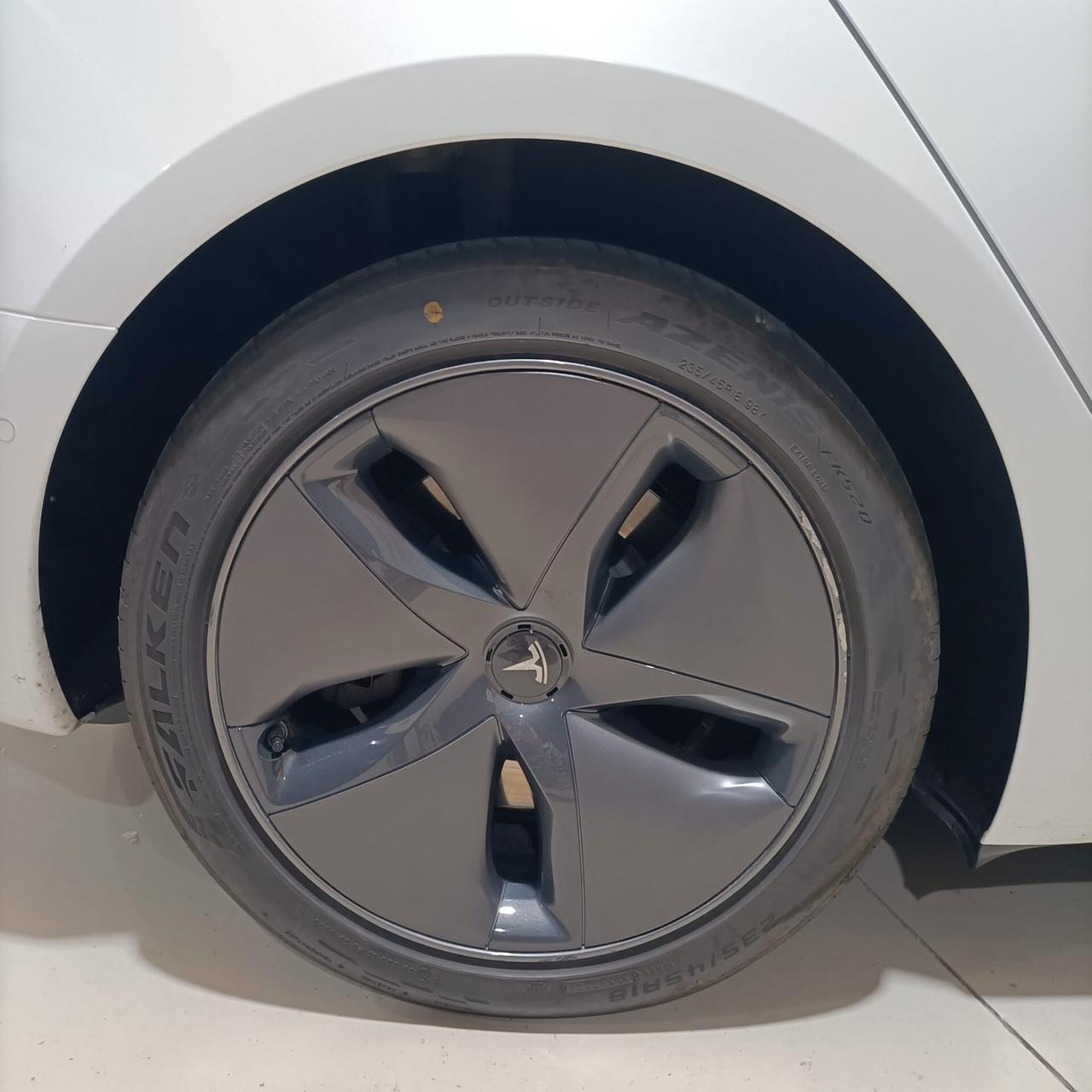 Tesla