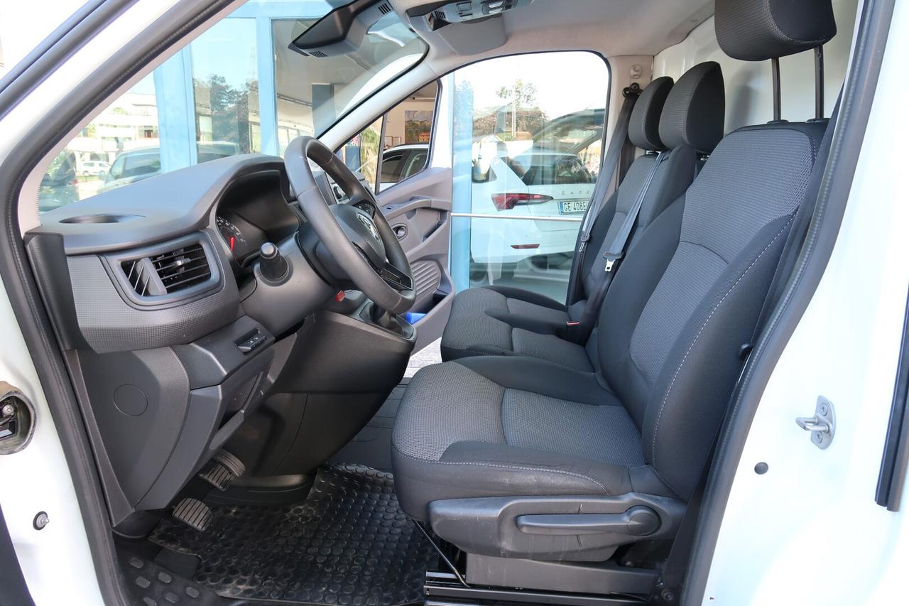 Renault Trafic T27 2.0 dCi 150CV PC-TN Furgone