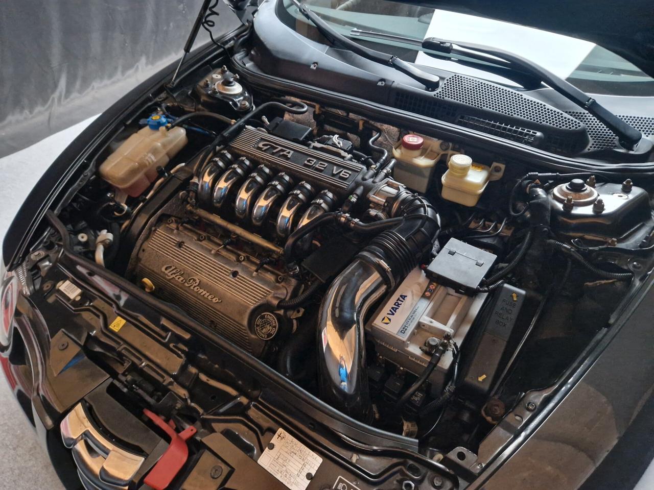 Alfa Romeo 147 3.2i V6 24V GTA ASI CON CRS