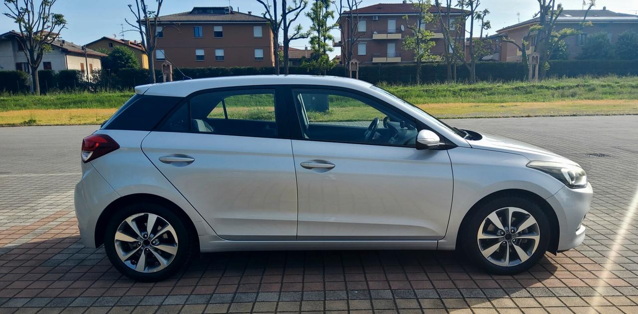 Hyundai i20 1.1 CRDi 12V 5 porte Comfort