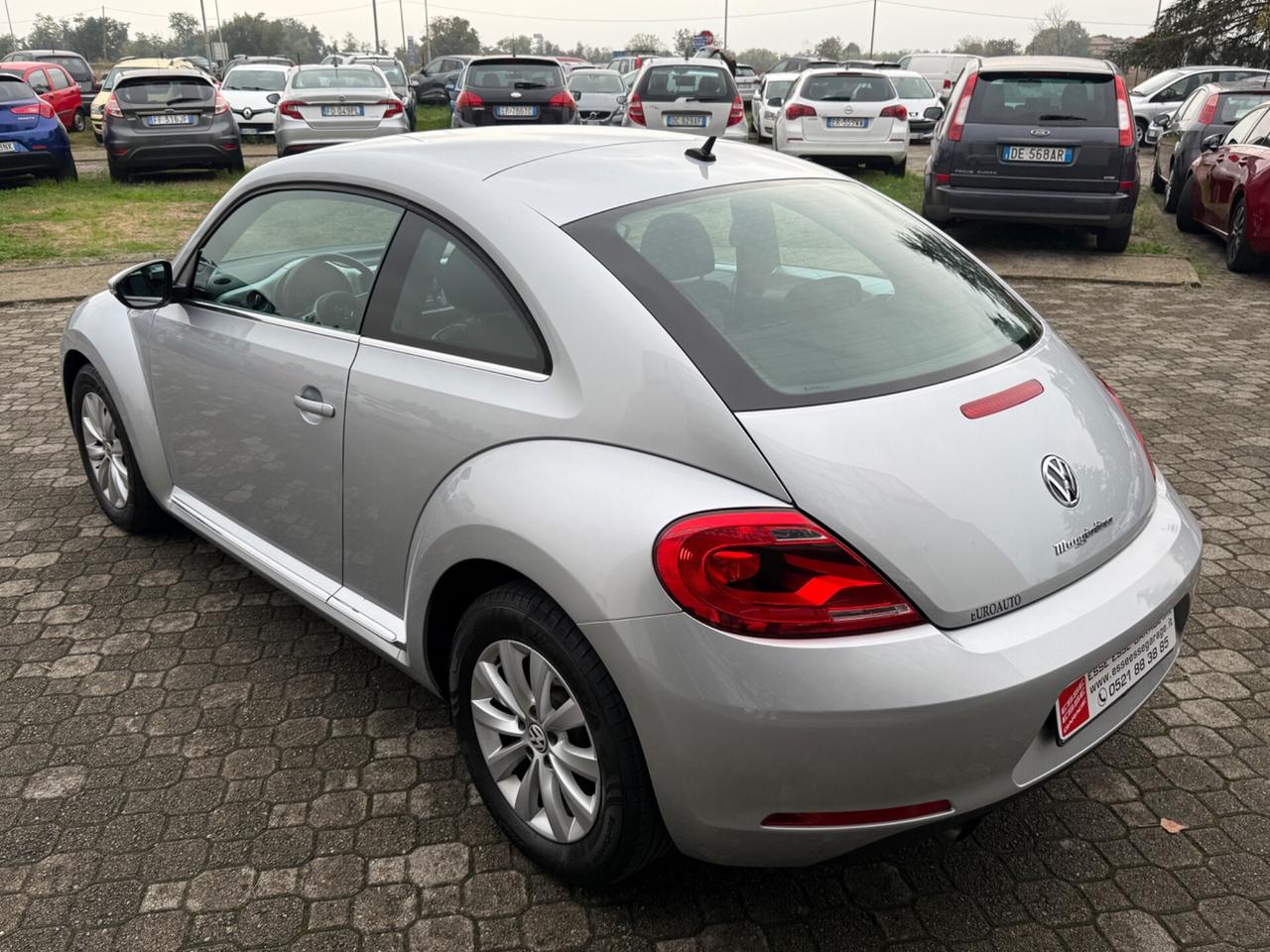 Volkswagen Maggiolino 1.6 tdi|UNIPRO|NEOPATENTATI