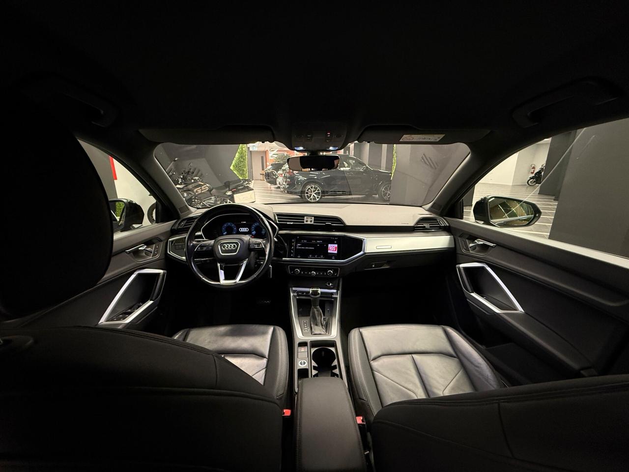 Audi Q3 35 TDI S tronic Business