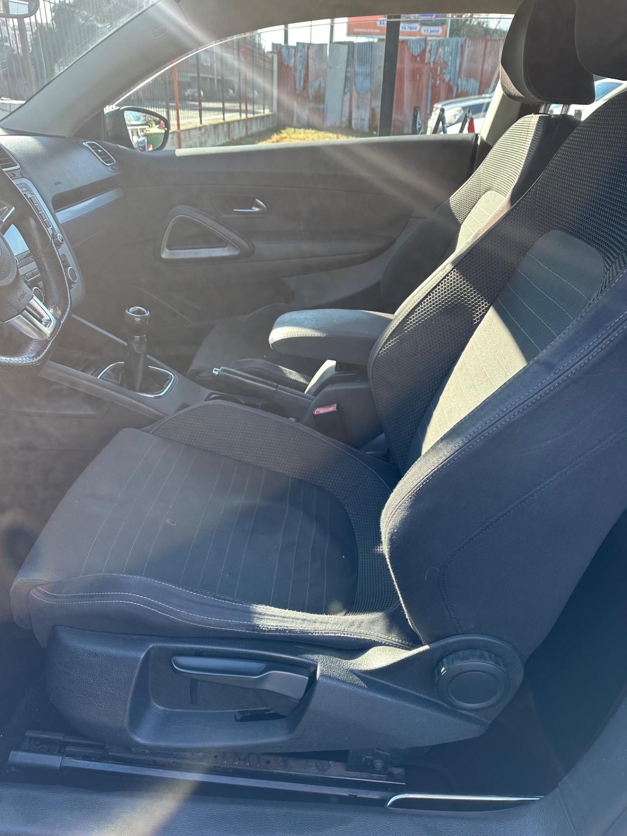 Volkswagen Scirocco 2.0 TDI 140CV Rline