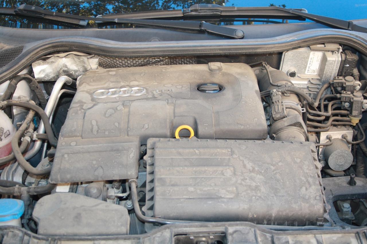 Audi A1 1.4 TDI S Tronic Ultra Metal plus NEOPATEN