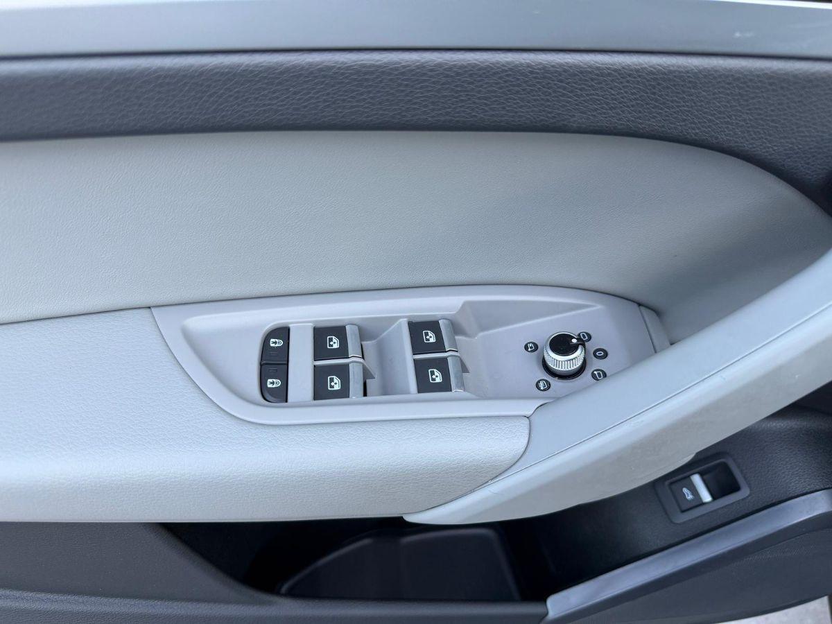 AUDI - Q5 - 40 TDI quattro S tronic S line