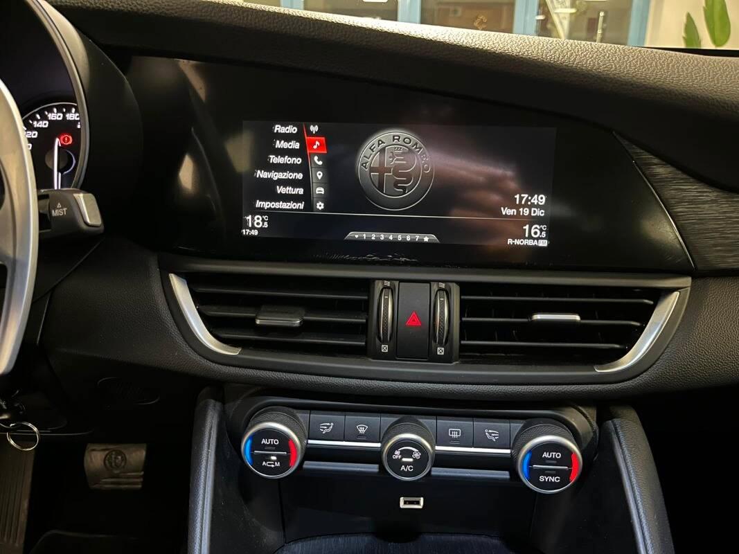 Alfa Romeo Giulia 2.2 t Executive 150cv auto