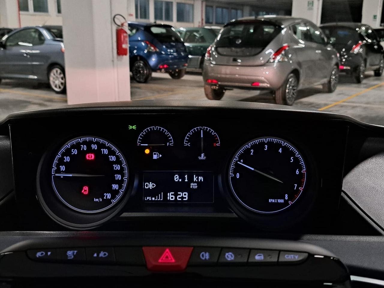 Lancia Ypsilon 1200 69CV Ecochic 5 Porte GPL MY'24 (GT506CC)