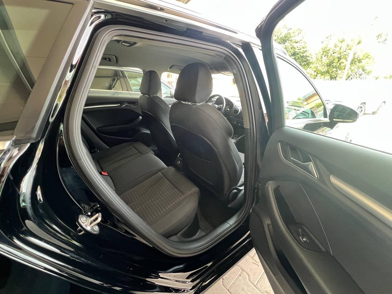 AUDI A3 SPB 1.6 TDI CV SPORT