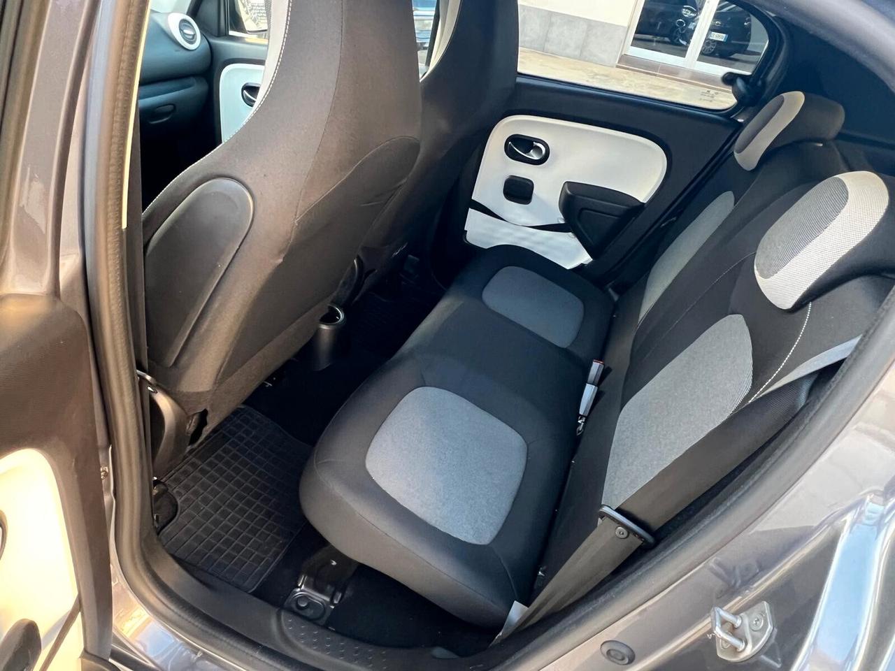 Renault Twingo Limited 73 cv