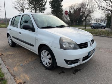 Renault Clio Storia 1.2 5 porte GPL Confort