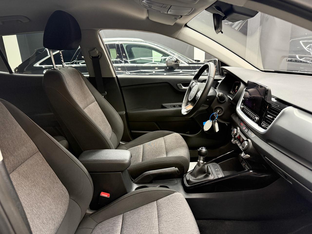 KIA STONIC 1.2 MPI 79CV STYLE Special Edition