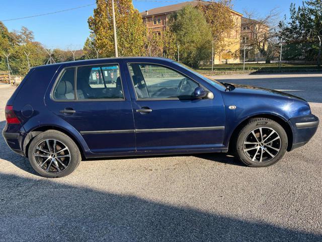 VOLKSWAGEN Golf Bellissima Disponibili Subito Pronta per Consegna