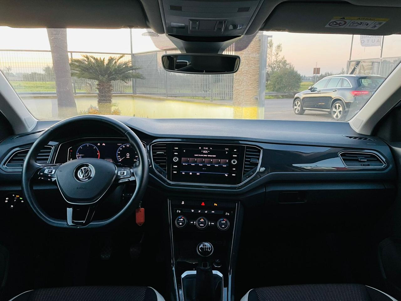 Volkswagen T-Roc 1.6 TDI Advanced BlueMotion Virtual