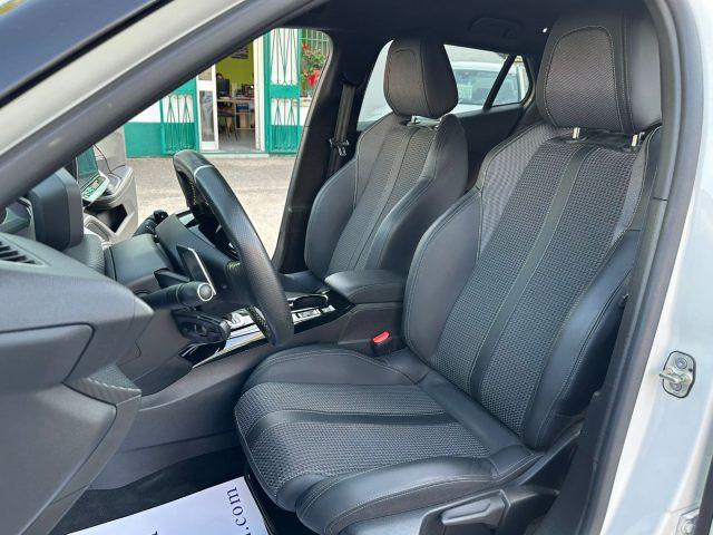 PEUGEOT 2008 130 GT AUTO I-COCKPIT NAVI KAMERA C17 CLIMA