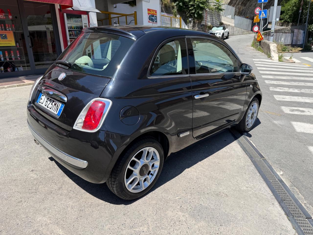FIAT 500 1.2 LOUNGE NEOPATENTATI