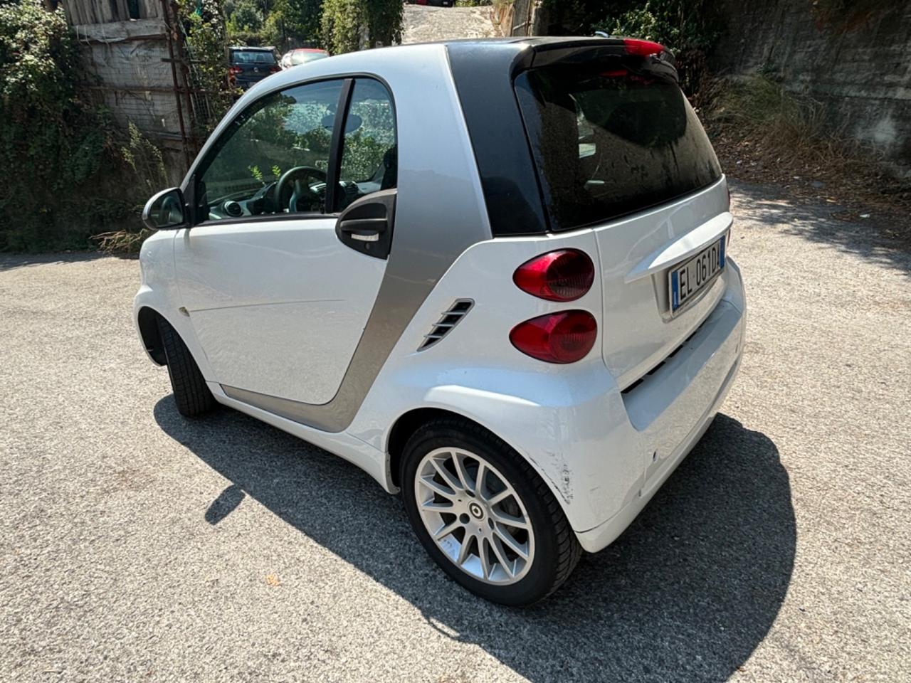 Smart ForTwo 1000 52 kW MHD coupé pulse