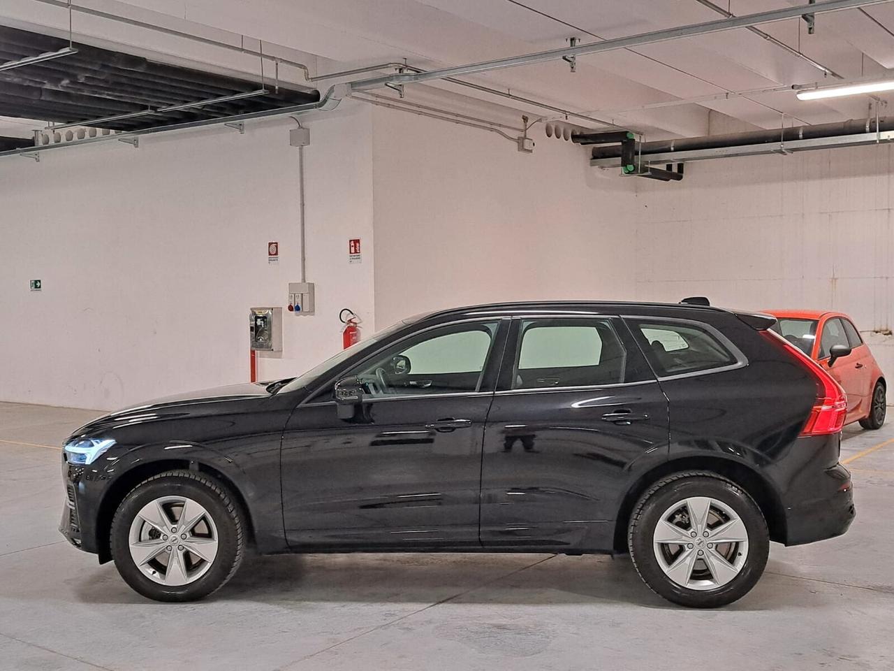 Volvo XC 60 2000 B4 (D) Mild-Hybrid Momentum AWD Automatico