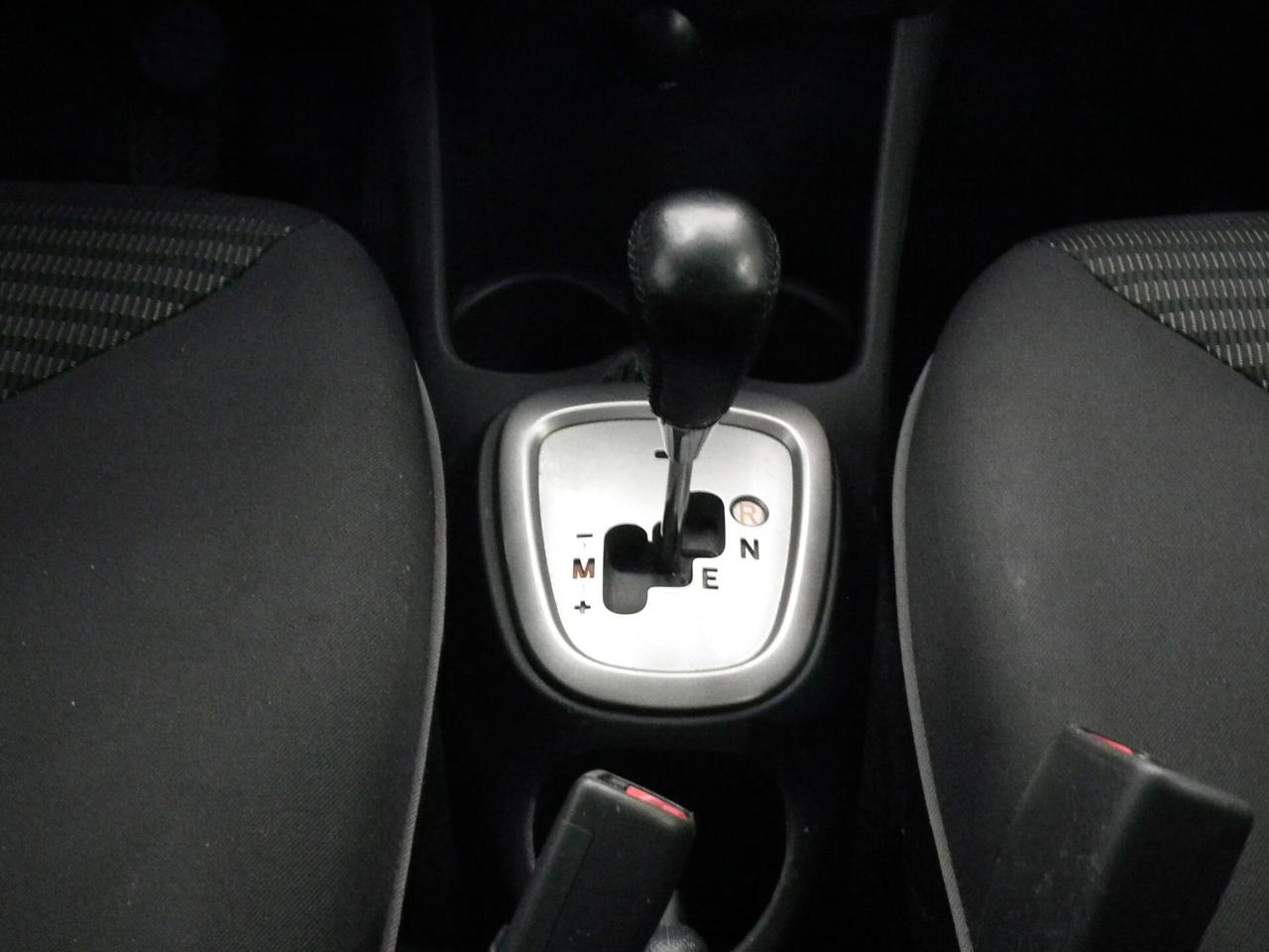 Peugeot 107 1.0 BZ 5P AUTOMATICA CON LA FRIZIONE DEL CAMBIO AUTOMATICO NUOVA !