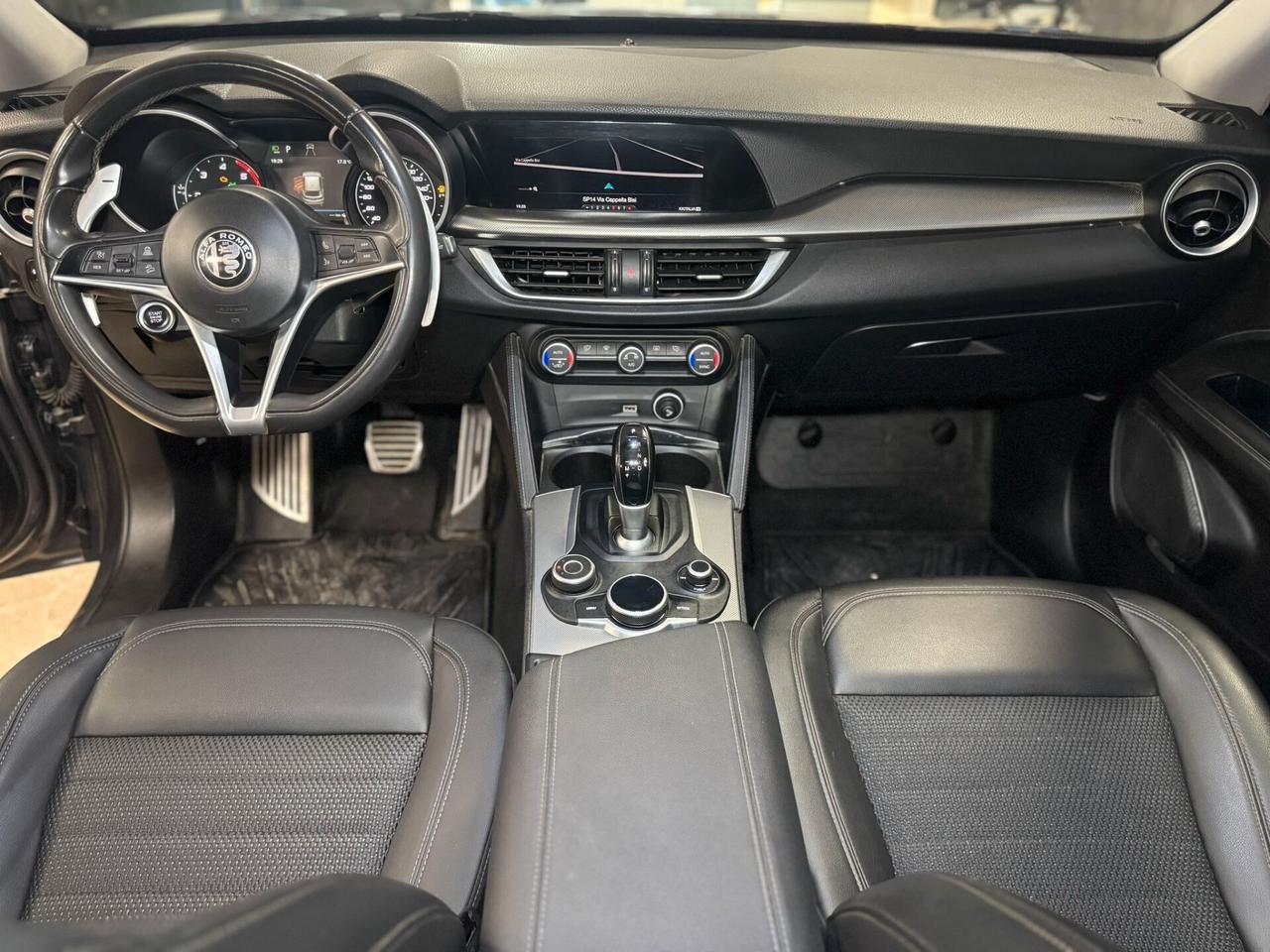 Alfa Romeo Stelvio 2.2 Turbodiesel 210 CV AT8 Q4
