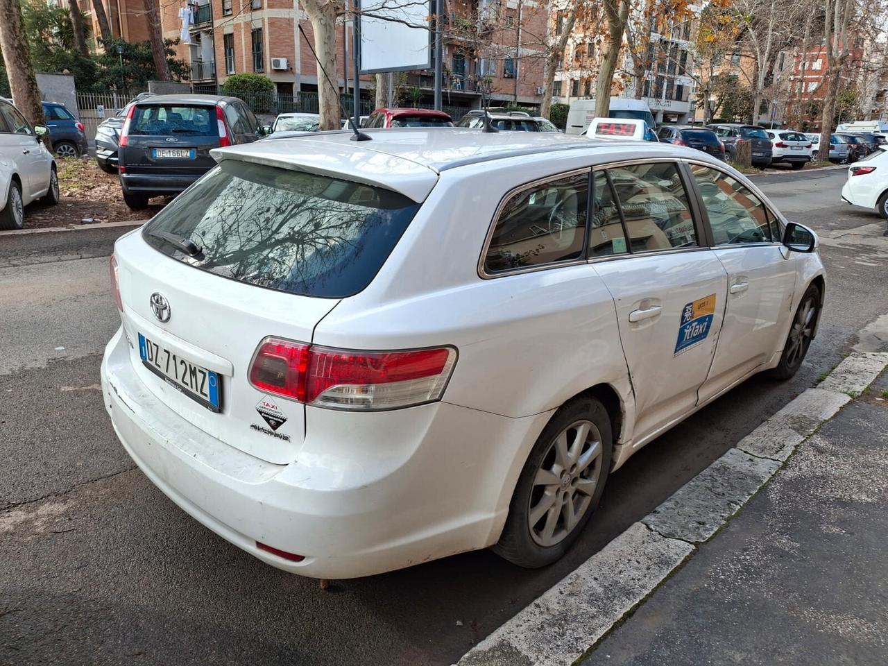 Toyota Avensis 2.0 D-4D Wagon Executive