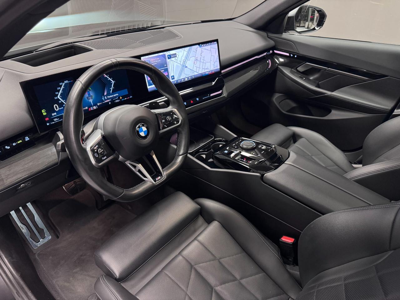 Bmw 520 520d 48V xDrive Msport Pro "Frozen Black"