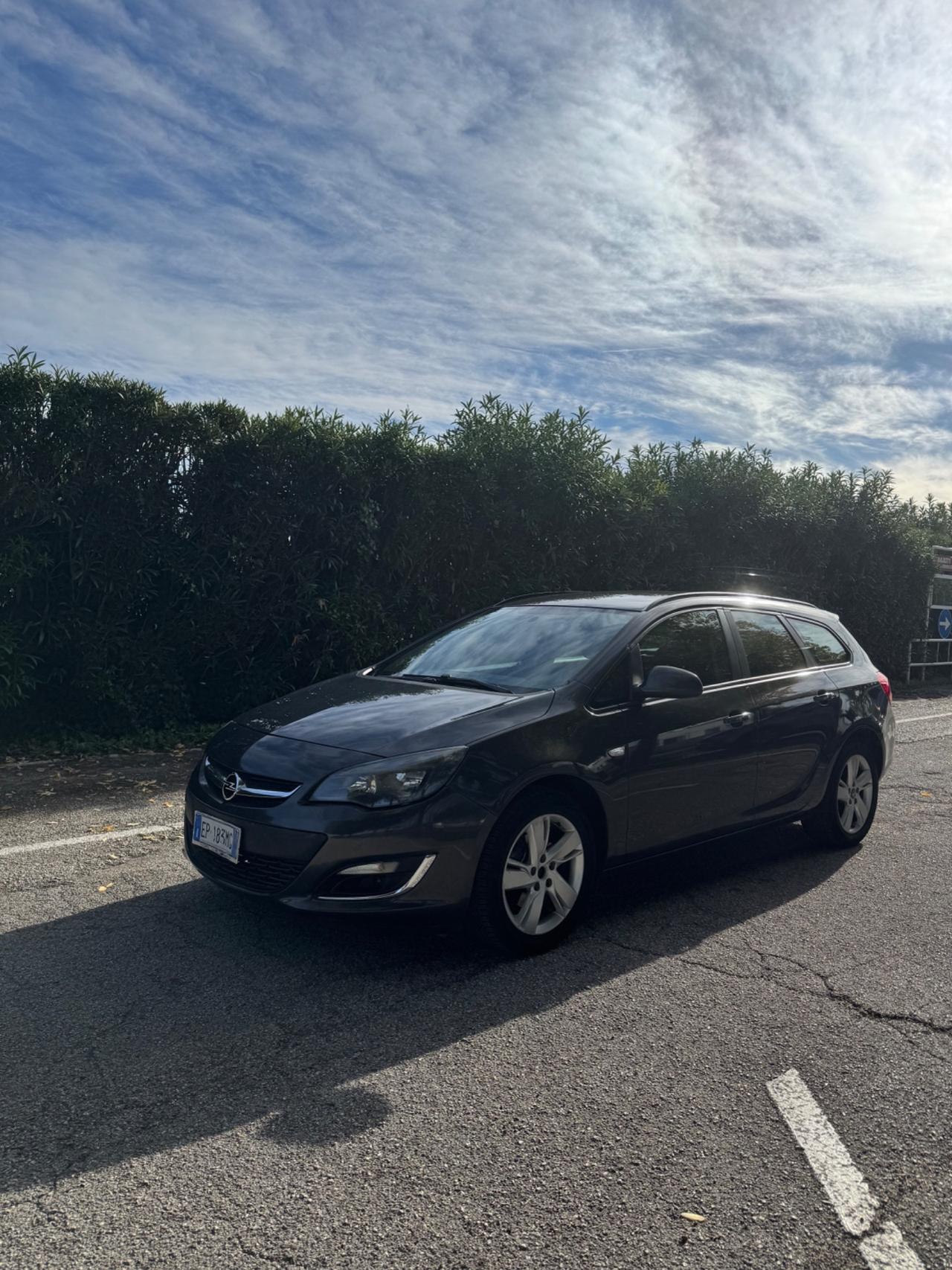 Opel Astra 2.0 CDTI 165CV Sports Tourer aut. Cosmo Fleet