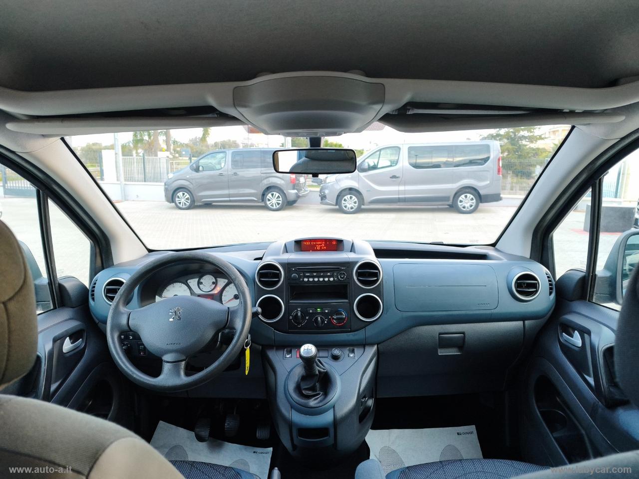 PEUGEOT Partner Tepee 1.6HDI 92 Active