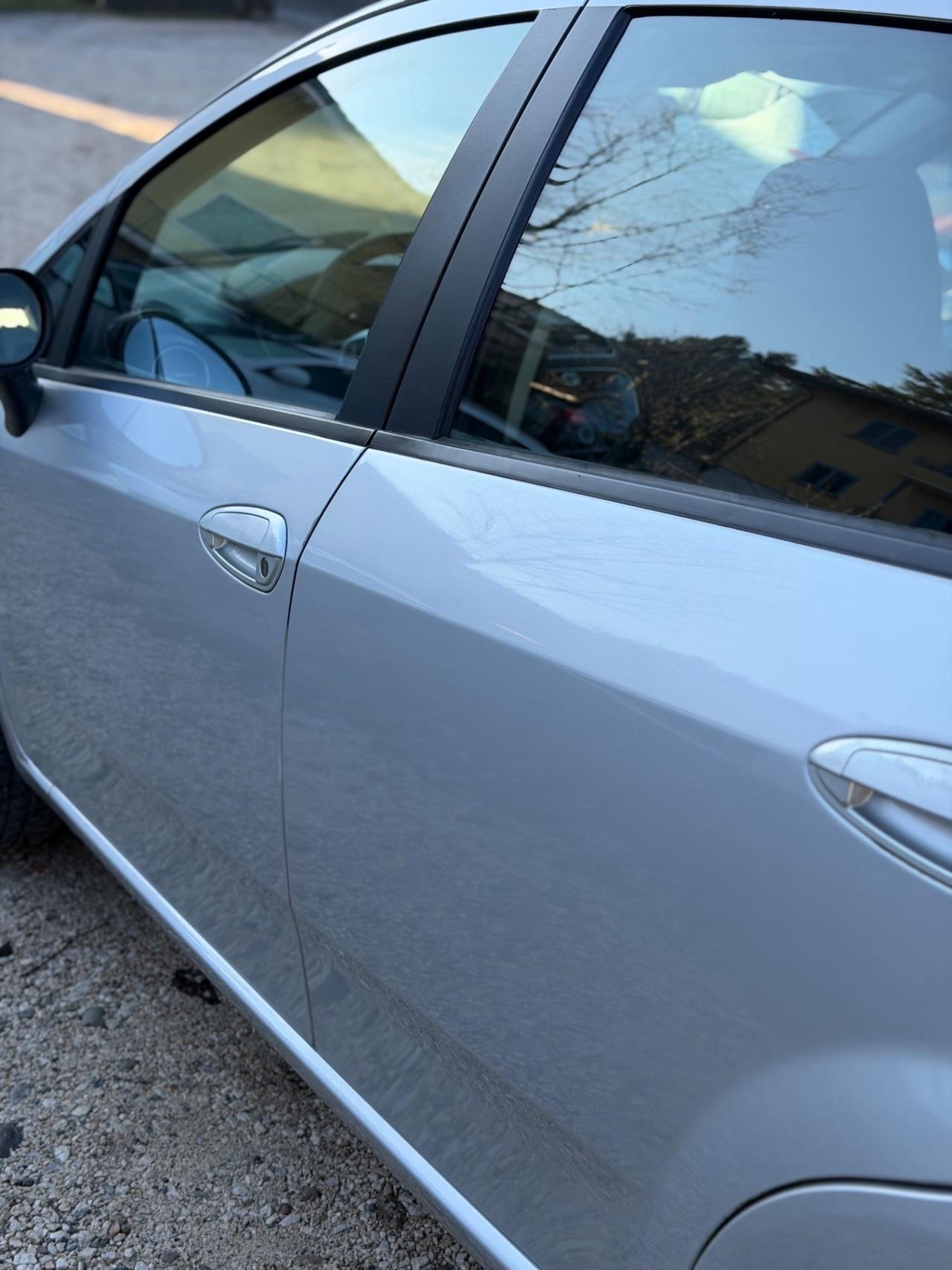 Fiat PUNTO 1.4 8V 5P EASYPOWER STREET NEOPAT