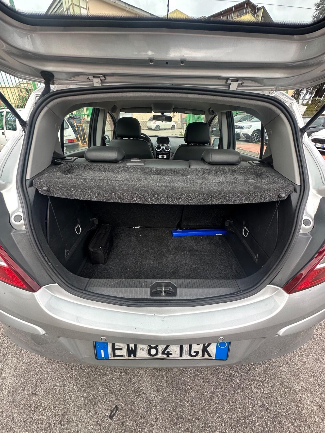 Opel Corsa 1.2 85CV 5 porte GPL-TECH Edition