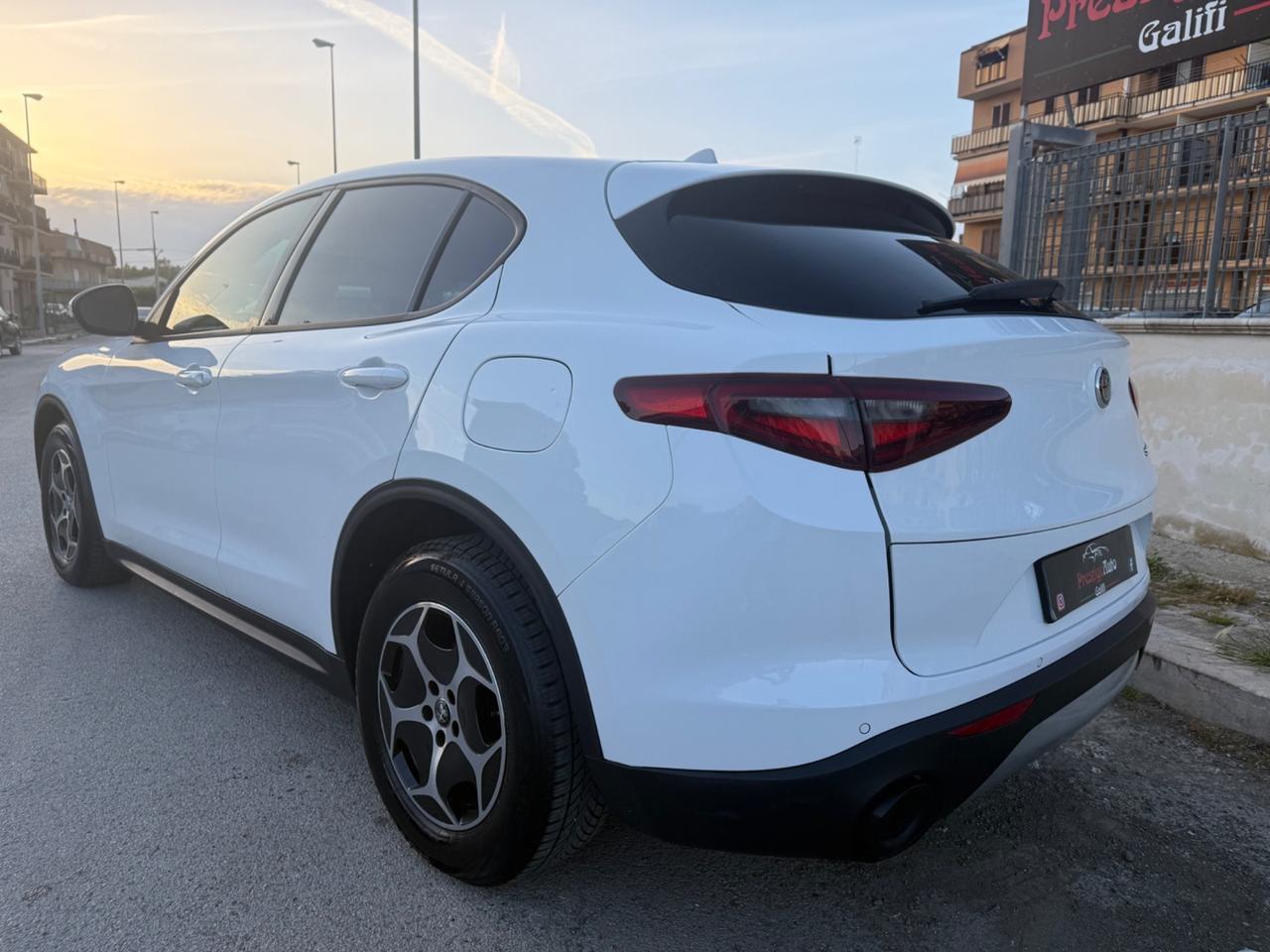 Alfa Romeo Stelvio 2.2 Turbodiesel 160 CV Super 2022