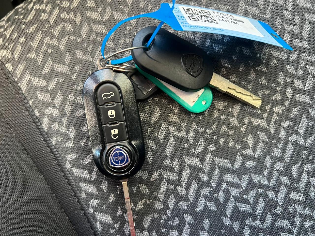 LANCIA YPSILON 1.2 BENZINA 70CV ELEFANTINO