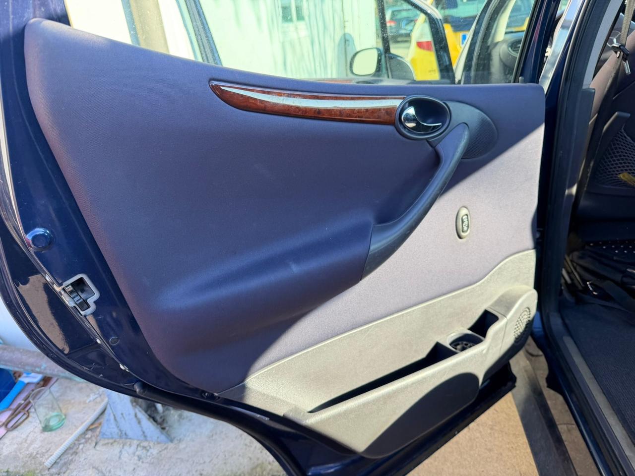 Mercedes-benz A 170 CDI cat Avantgarde Lunga (70kw)