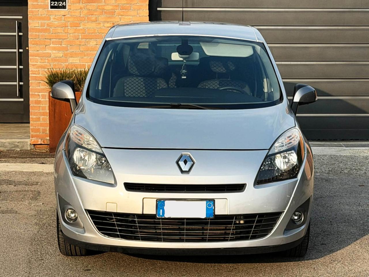 Renault Grand Scenic 1.9 dCi 130CV 7Posti-Garanzia-2011