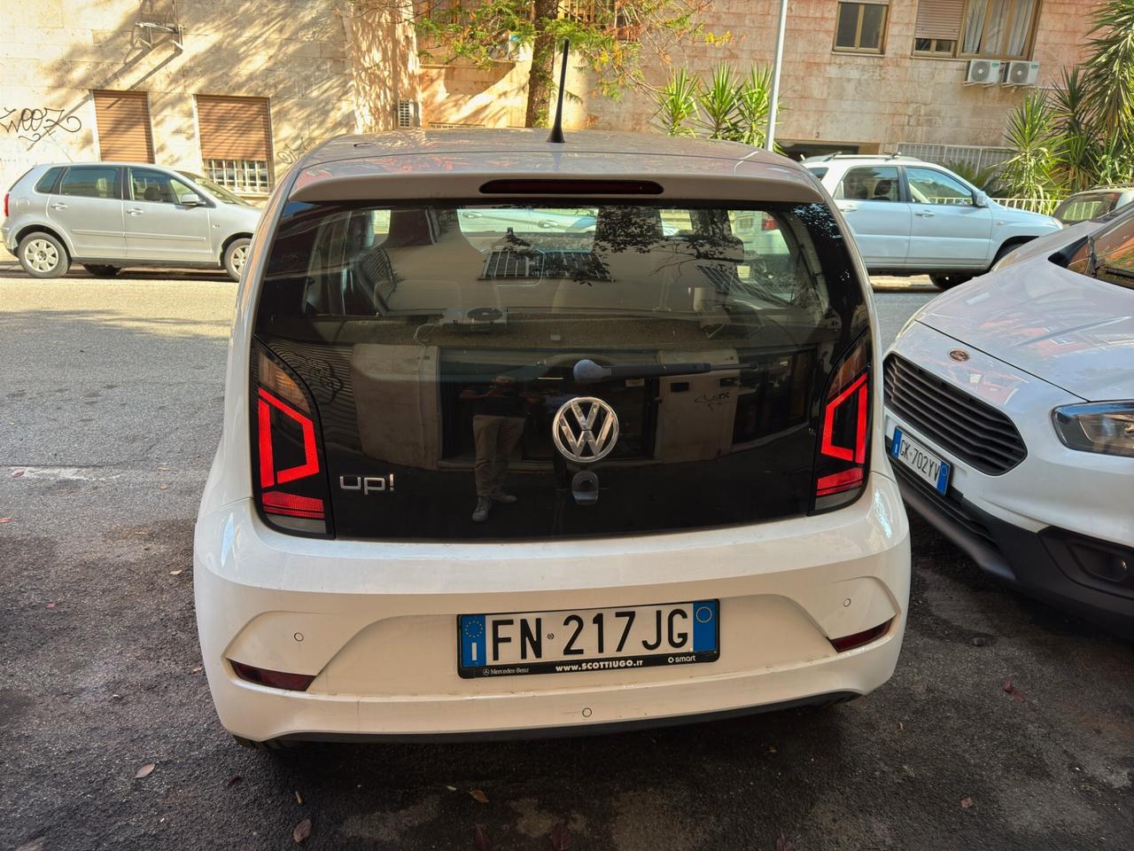 Volkswagen up! 1.0 5p. move up!