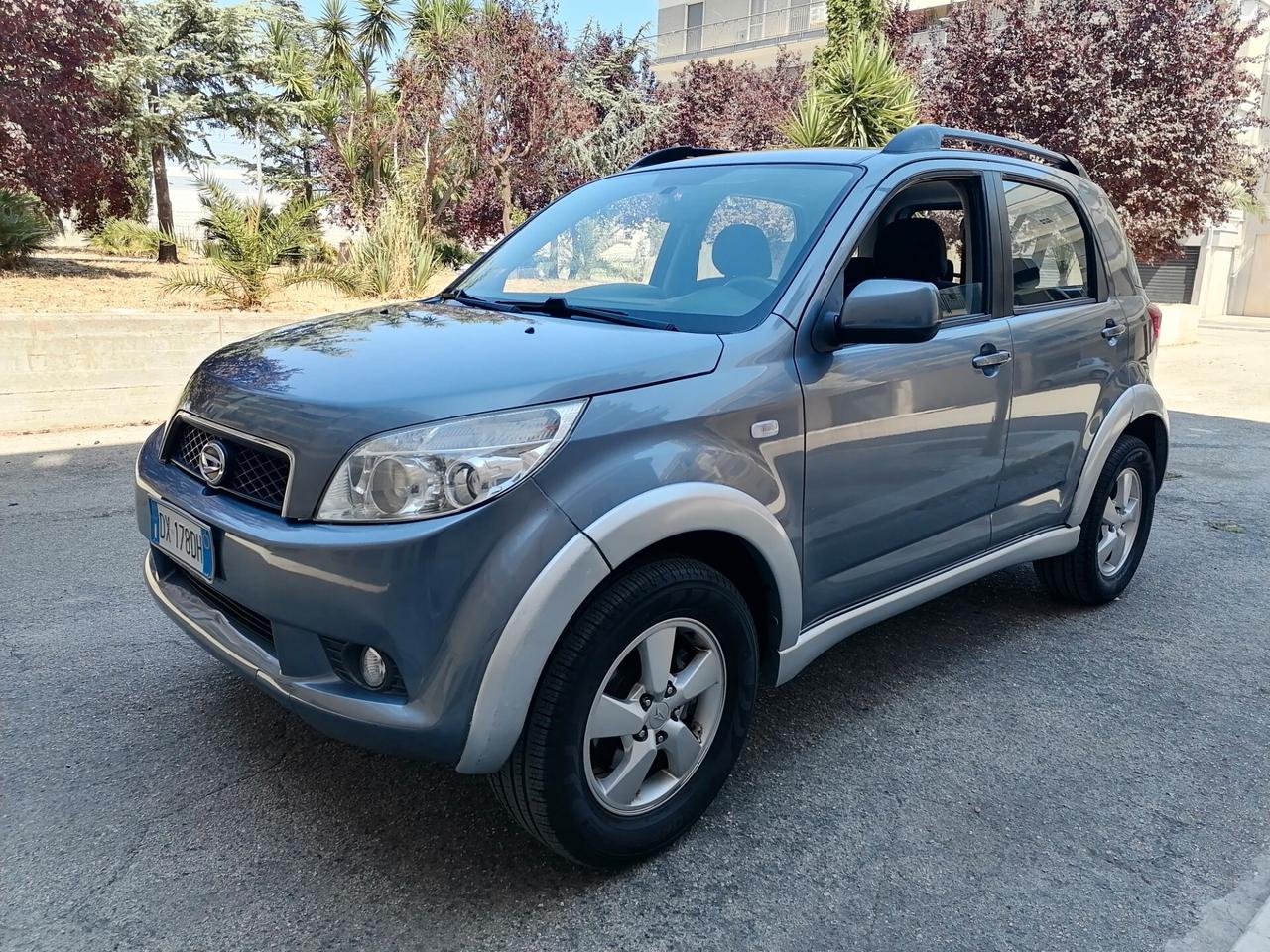 Daihatsu Terios 1.5 BENZ/GPL 105CV 4x4