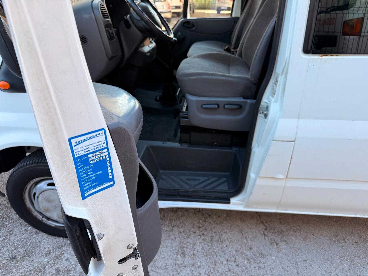Ford Transit 2.0 Tdci 9 Posti Gancio Traino 18q
